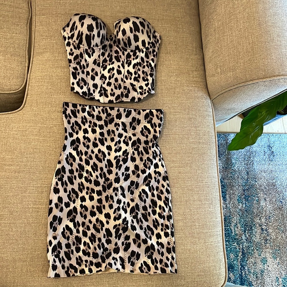 Victoria’s Secret low back bustier (34D) and shapewear (M)